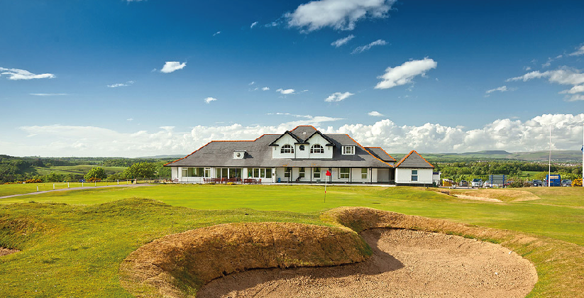 18th green and clubhouse